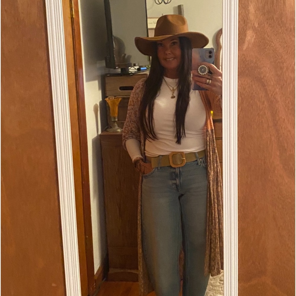 Meet your Posher, Julie